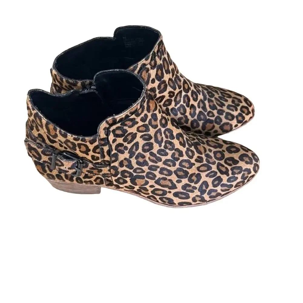 Gianni Bini Bootie Womens 8 Brown Torloni Calf Hair Leopard Stacked Heel Buckle